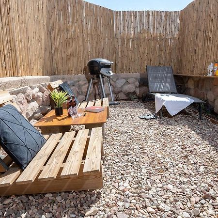 Ferienwohnung Day And Night -יום ולילה Eilat Exterior foto