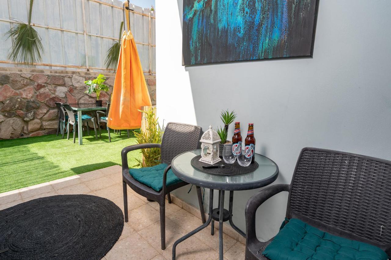 Ferienwohnung Day And Night -יום ולילה Eilat Exterior foto